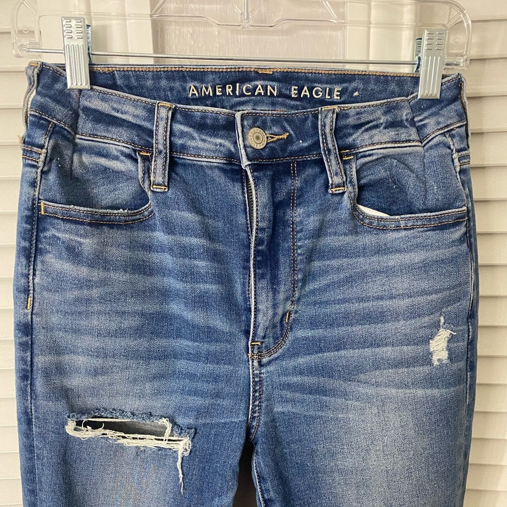 american eagle ripped jeans